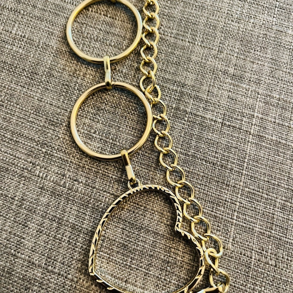Belt gold NWT